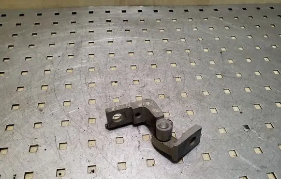 Audi A4 S4 B7 8E 8H Front door upper hinge