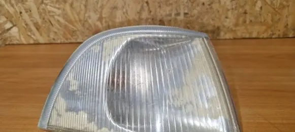 Volvo S40, V40 Front indicator light 30854654