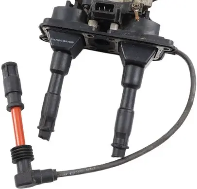 Audi A4 S4 B5 8D High voltage ignition coil 058905105A