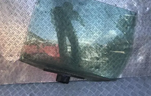 Renault Espace II Rear door window glass