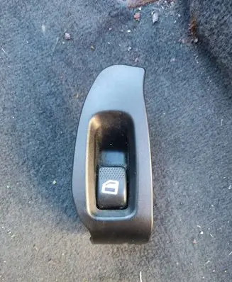 Subaru Legacy Electric window control switch 94266AE080