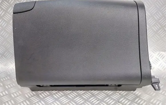 KIA Carens III Glove box 84761-A4000