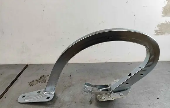 Jaguar XE Tailgate/trunk/boot hinge t2h15496