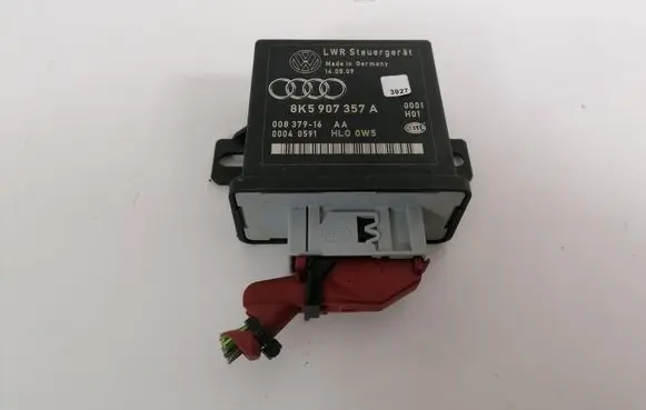 Audi A4 S4 B8 8K Light module LCM 8K5907357A