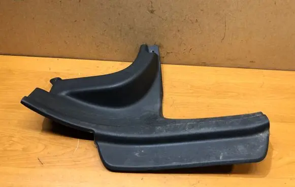 Hyundai i30 Rear sill trim cover 858852L000