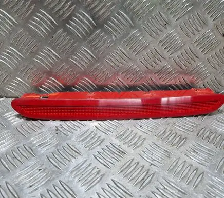 Volkswagen PASSAT B7 Third/center stoplight 1K6945097A S302E11744