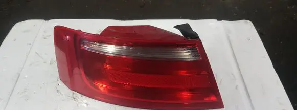 Audi A5 8T 8F Rear/tail lights 8T0945095