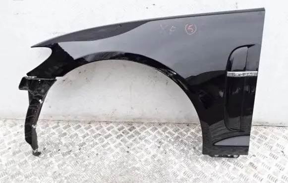 Jaguar XF X250 Fender