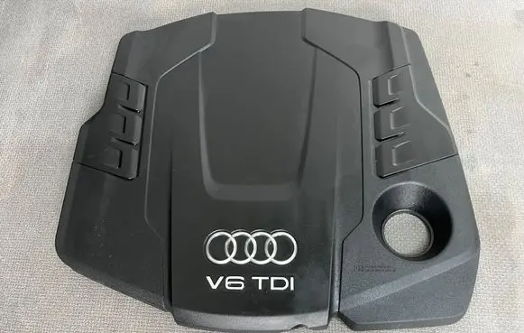 Audi Q5 SQ5 Engine cover (trim) 80A103925B 06A103925B