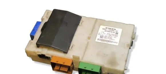 Volvo XC60 Fuse module 3659AF01125TP 30786819AA 6G9T14C256HF
