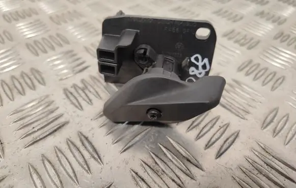 Volvo V60 Engine bonnet (hood) release handle 31297825