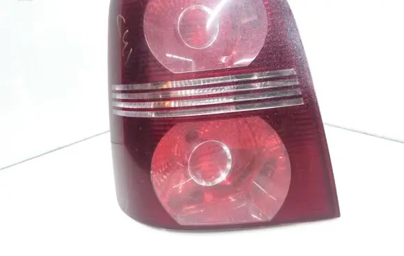 Volkswagen Touran I Rear/tail lights 1T0945111G 1T0945095J 1T0945257D