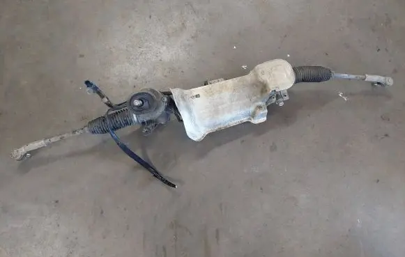 Volkswagen Jetta V Steering rack 7805501267