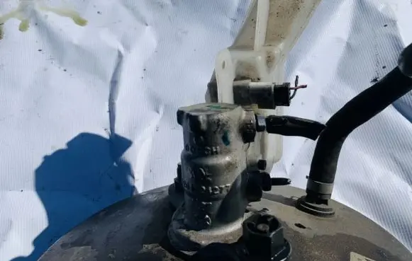 Master brake cylinder
