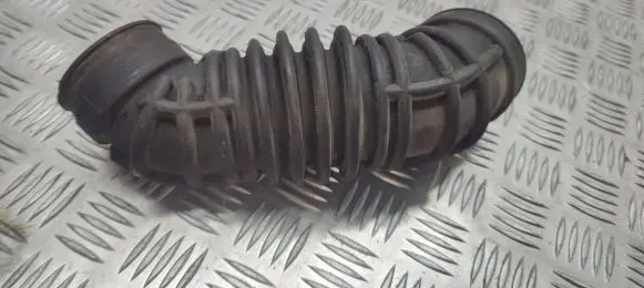 Audi A4 S4 B7 8E 8H Air intake hose/pipe 8E0133356D