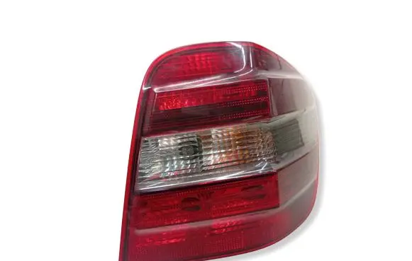 Mercedes-Benz ML W164 Rear/tail lights 404122R