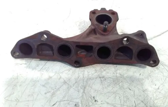 Toyota Yaris Exhaust manifold 171410N010