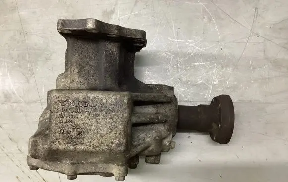 Volvo XC90 Gearbox transfer box case 30700016 4263