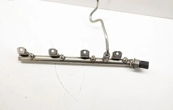 BMW 5 F10 F11 Fuel main line pipe 7547599