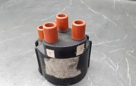 Audi 80 B1 Spark distributor cap 
