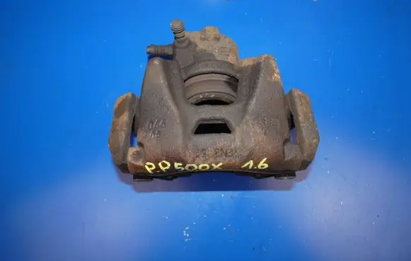 Fiat 500X Front brake caliper 