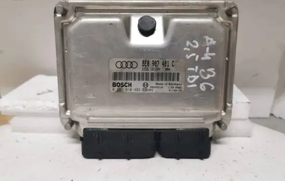 Audi A4 S4 B6 8E 8H Engine control unit/module 8E0907401C 0281010493 28SA5210