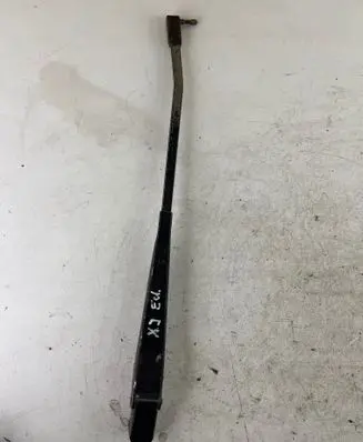 Jeep Cherokee XJ Front wiper blade arm 