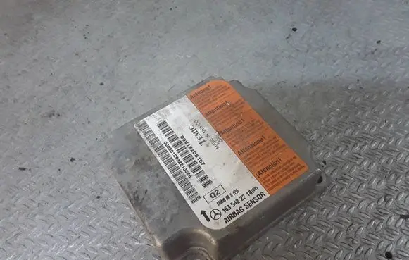 Mercedes-Benz ML W163 Airbag control unit/module 1635422218