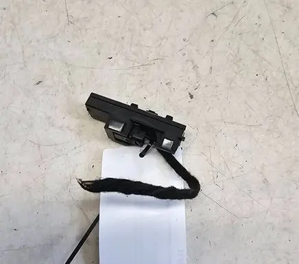 Jaguar XF X250 Glove box lock 8X23060D20AC