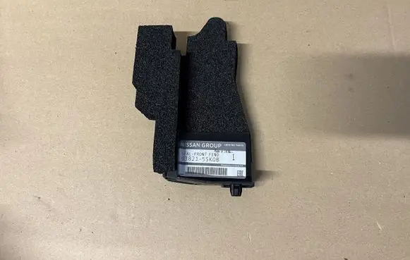 Nissan Leaf II (ZE1) Fender foam support/seal 63821-5SK0B