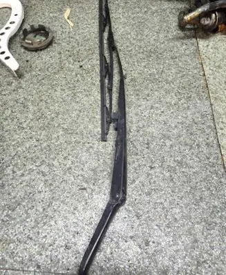 BMW 3 E46 Windshield/front glass wiper blade 