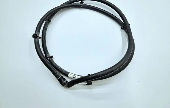 BMW M5 F90 Headlight washer hose/pipe 8079106 61668079106