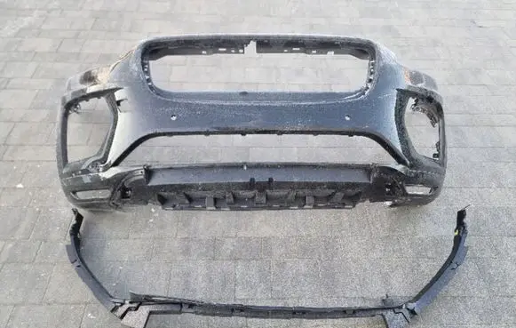 Jaguar E-Pace Front bumper Nsapq00101