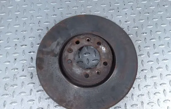 Citroen Berlingo Front brake disc 1647867480