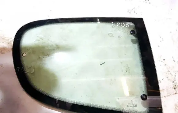 Peugeot 206 Rear side window