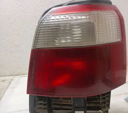 Subaru Forester SG Rear/tail lights 22020697 12V215W 7443