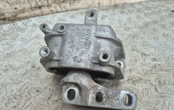Volkswagen Golf VI Engine mount bracket 1K0199262CN
