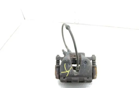 Mercedes-Benz GLK (X204) Front brake caliper