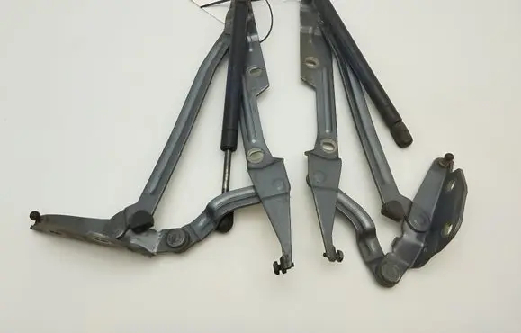 Audi A8 S8 D2 4D Tailgate/trunk/boot hinge 4D0827551