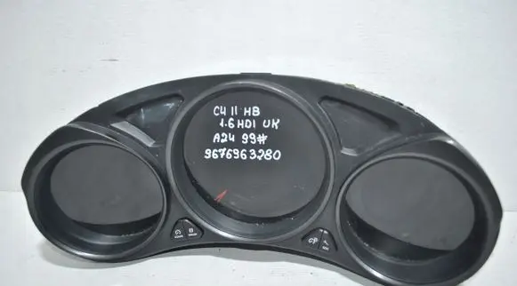 Citroen C4 II Speedometer (instrument cluster) 9676963280