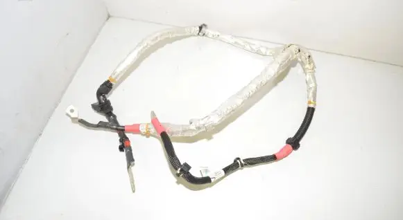 BMW 2 F22 F23 Positive cable (battery) 8638585 12428638585 12429470509