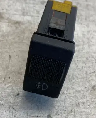 Fog light switch