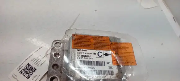 Nissan Almera Tino Airbag control unit/module 988204U400 0285001361