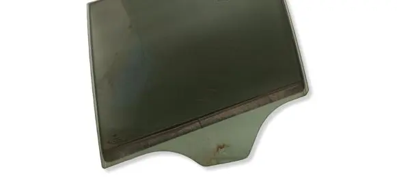 BMW 7 E65 E66 Rear door window glass AS2