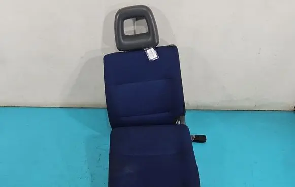 Suzuki Jimny Second row seats IMPRK1529575
