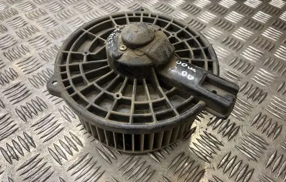 Lexus IS 200-300 Heater fan/blower 194000