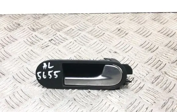 Volkswagen Golf Plus Rear door interior handle 5M0837114
