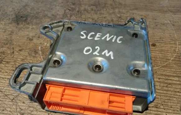 Renault Scenic I Airbag control unit/module