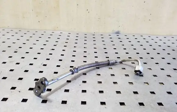 Audi A6 S6 C4 4A Turbo turbocharger oiling pipe/hose