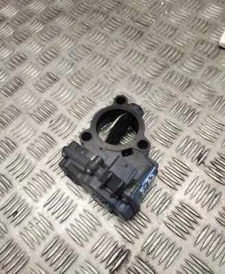 BMW 4 F32 F33 Throttle valve 8512452 1354 A2C80221201